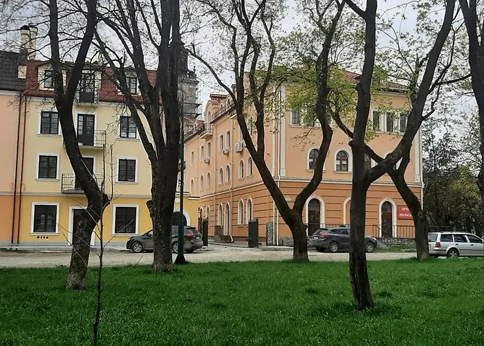 Сонячна Мансарда